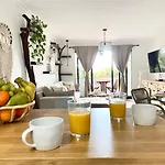 Apartamento Rústico con Vistas al Mar